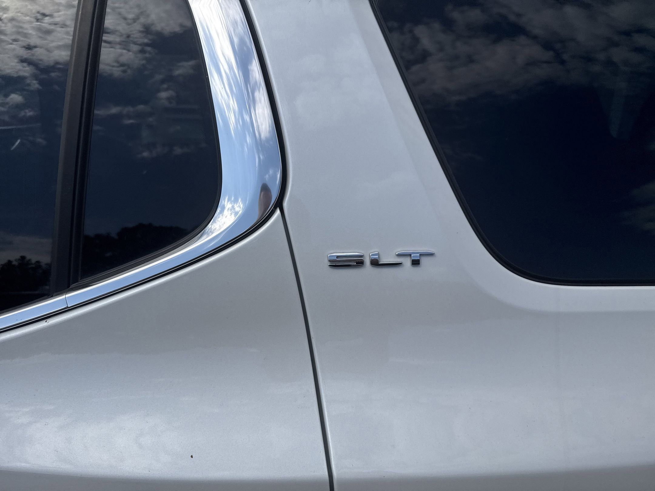 2023 Gmc Acadia SLT photo 7