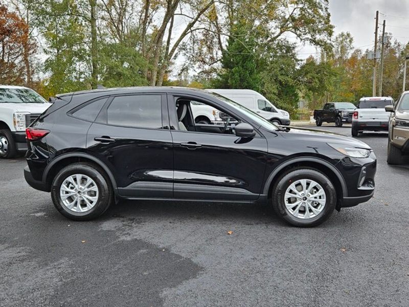 2025 Ford Escape Active photo 14