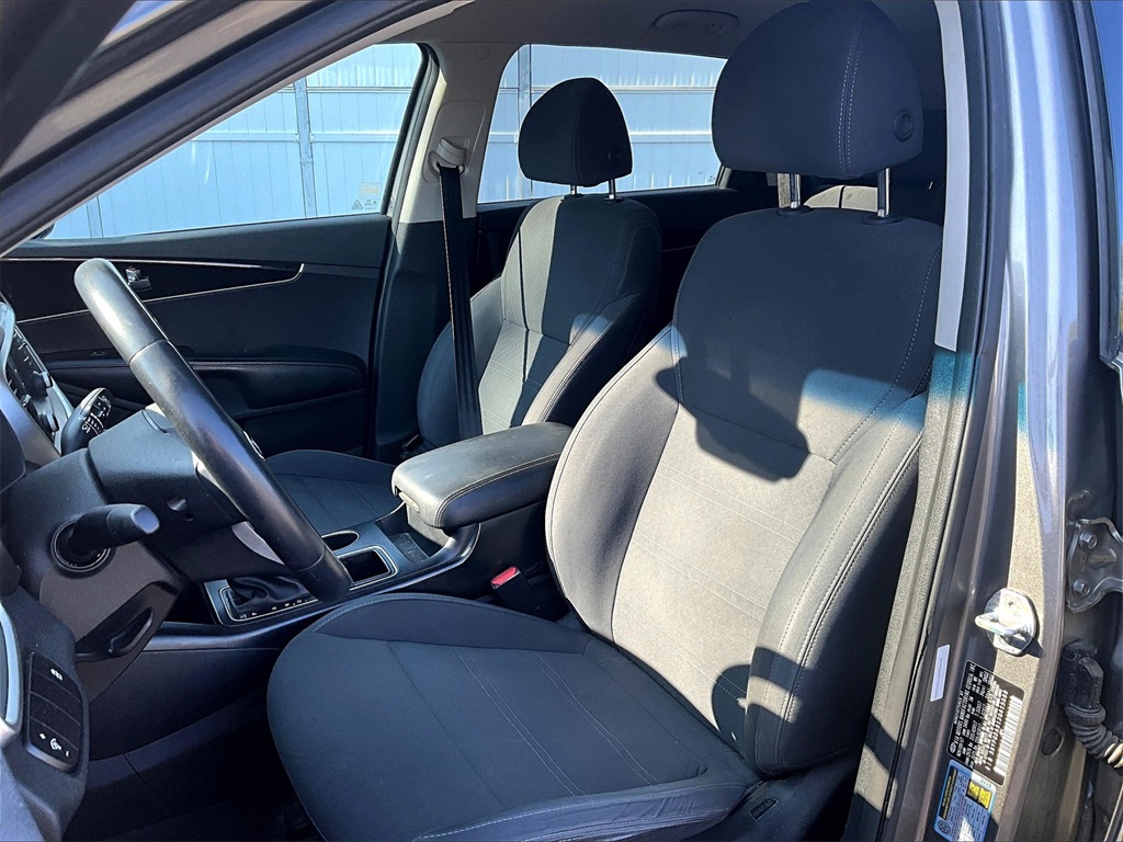 2018 Kia Sorento LX photo 10