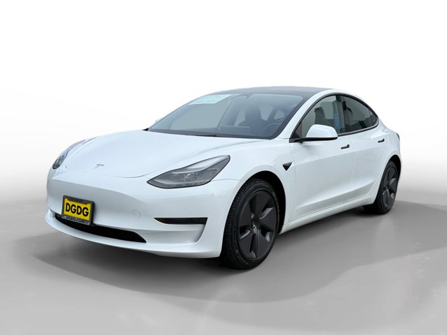 2023 Tesla Model 3 Base's photo