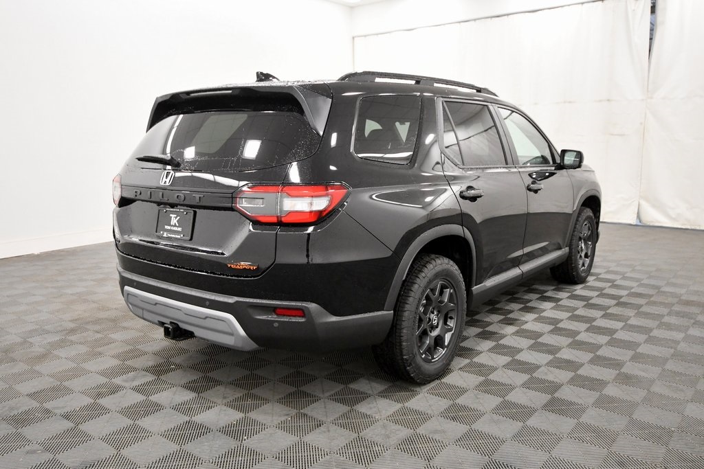 2025 Honda Pilot TrailSport photo 4