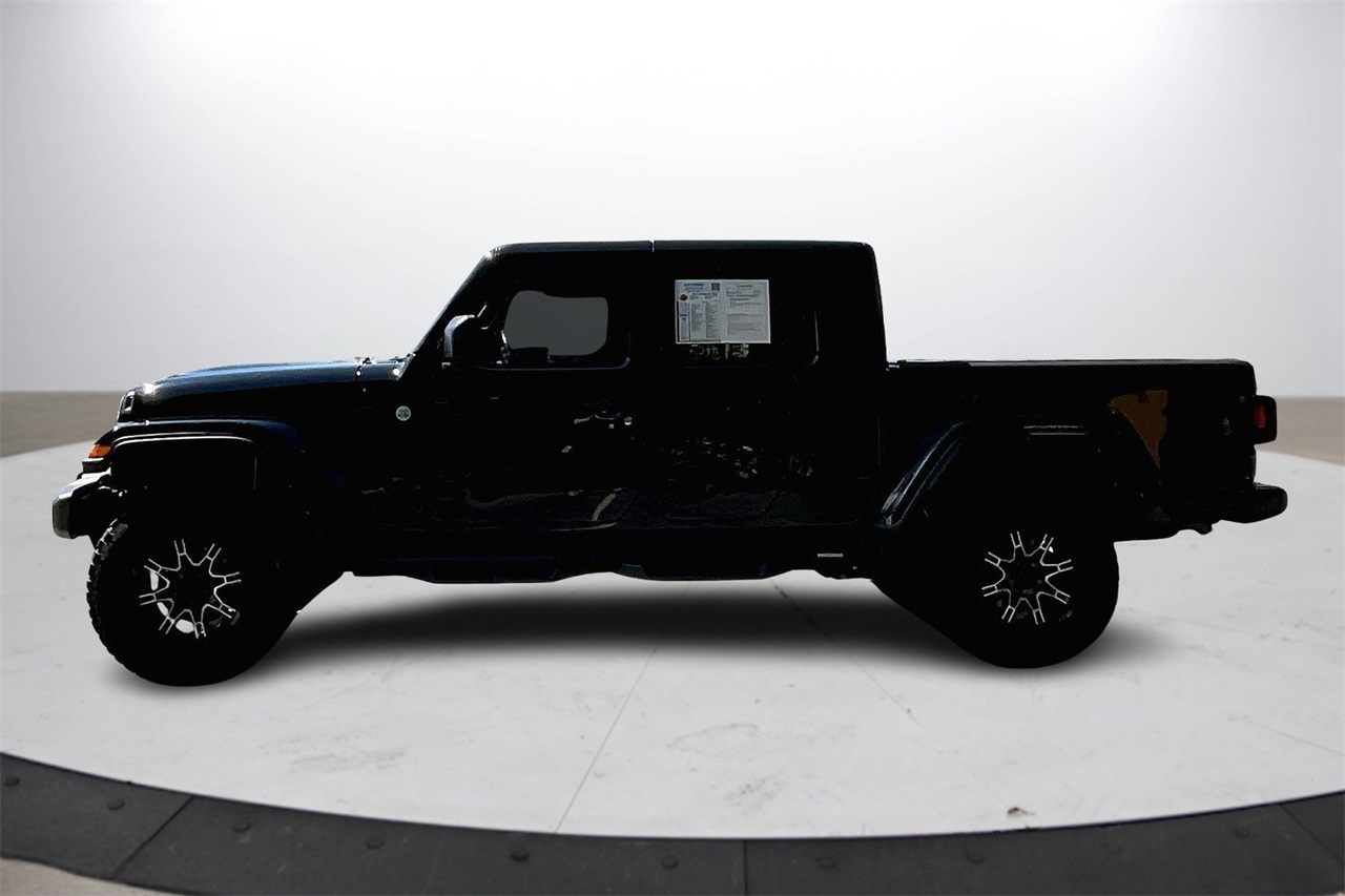 2021 Jeep Gladiator Sport photo 5