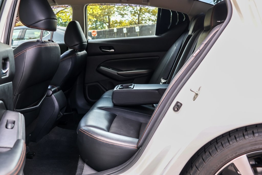 2020 Nissan Altima 2.5 SR photo 16