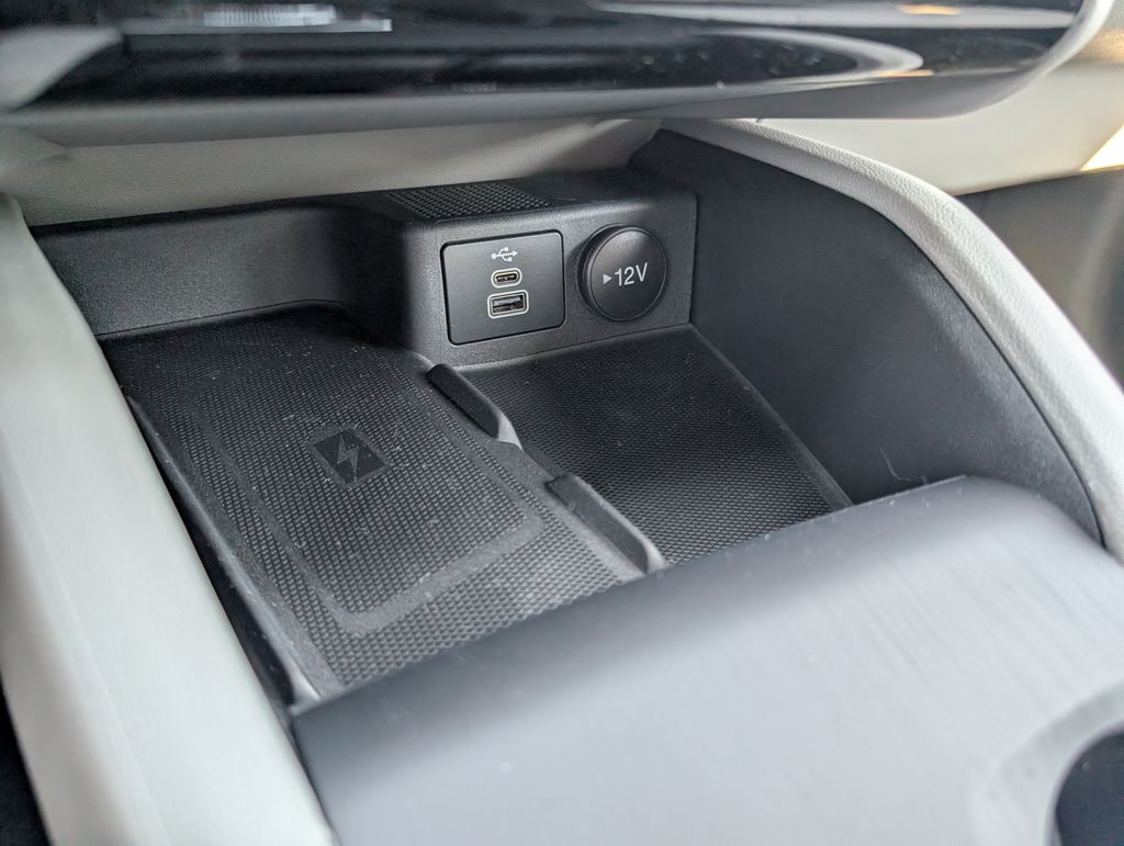 2025 Ford Escape Plug-In Hybrid Base photo 11