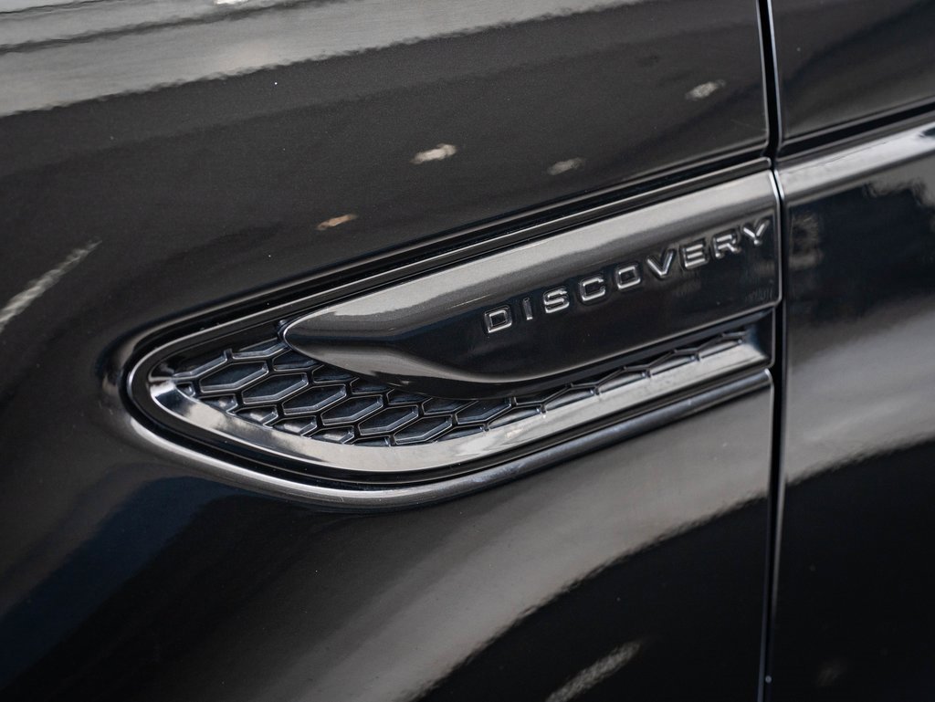 2023 Land Rover Discovery Sport SE R-Dynamic photo 8
