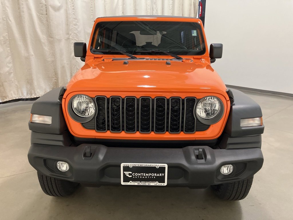2025 Jeep Wrangler Sport photo 9