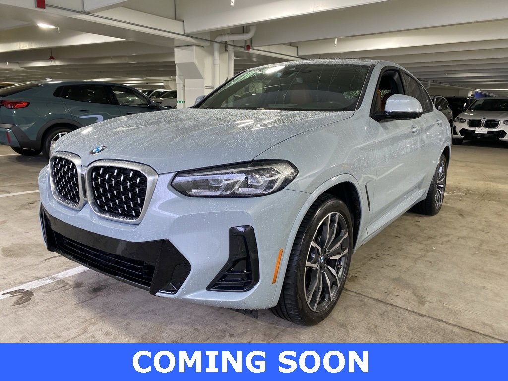 2022 BMW X4 30i's photo