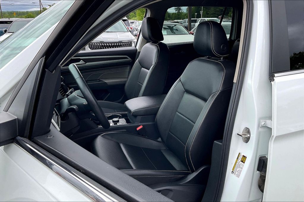 2022 Volkswagen Atlas V6 SE Technology photo 9