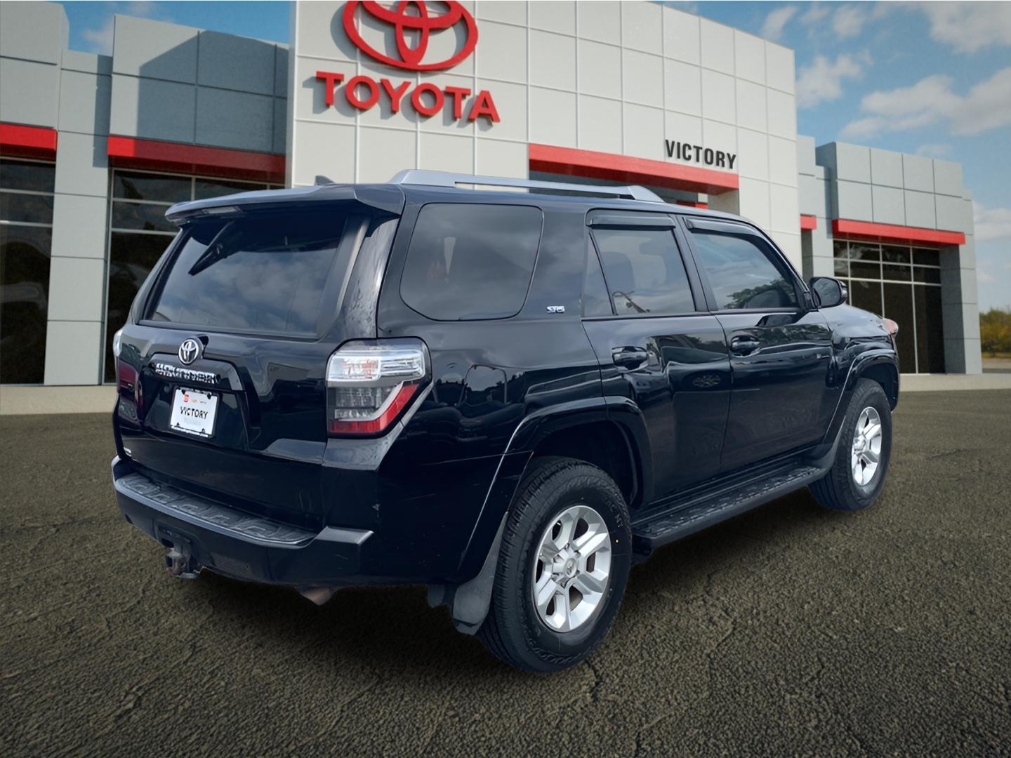 2018 Toyota 4Runner SR5 Premium photo 3