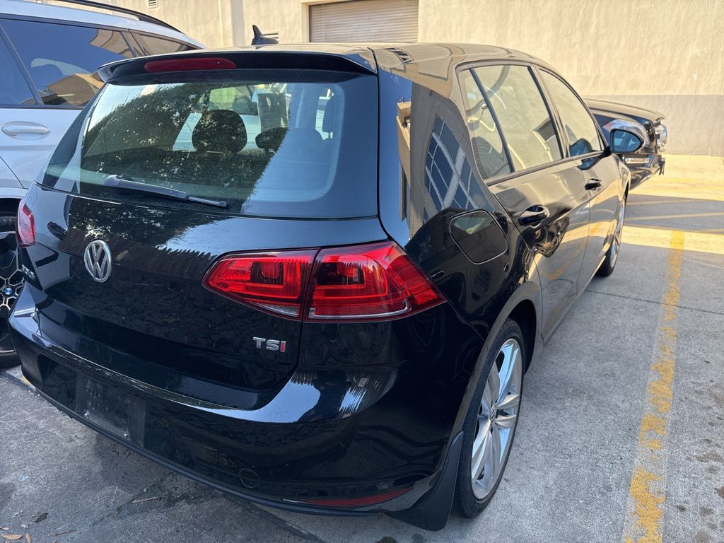2015 Volkswagen Golf TSI S photo 3
