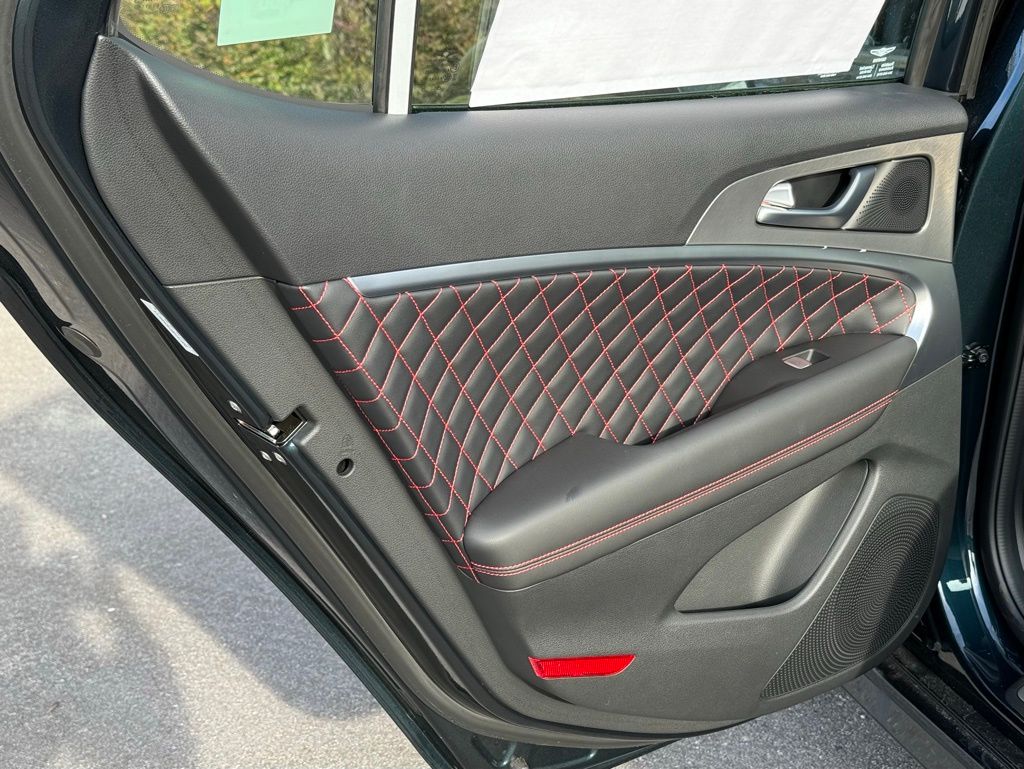 2025 Genesis G70 3.3T Sport Advanced photo 20