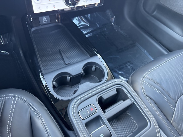 2025 Ford Mustang Mach-E Premium photo 25