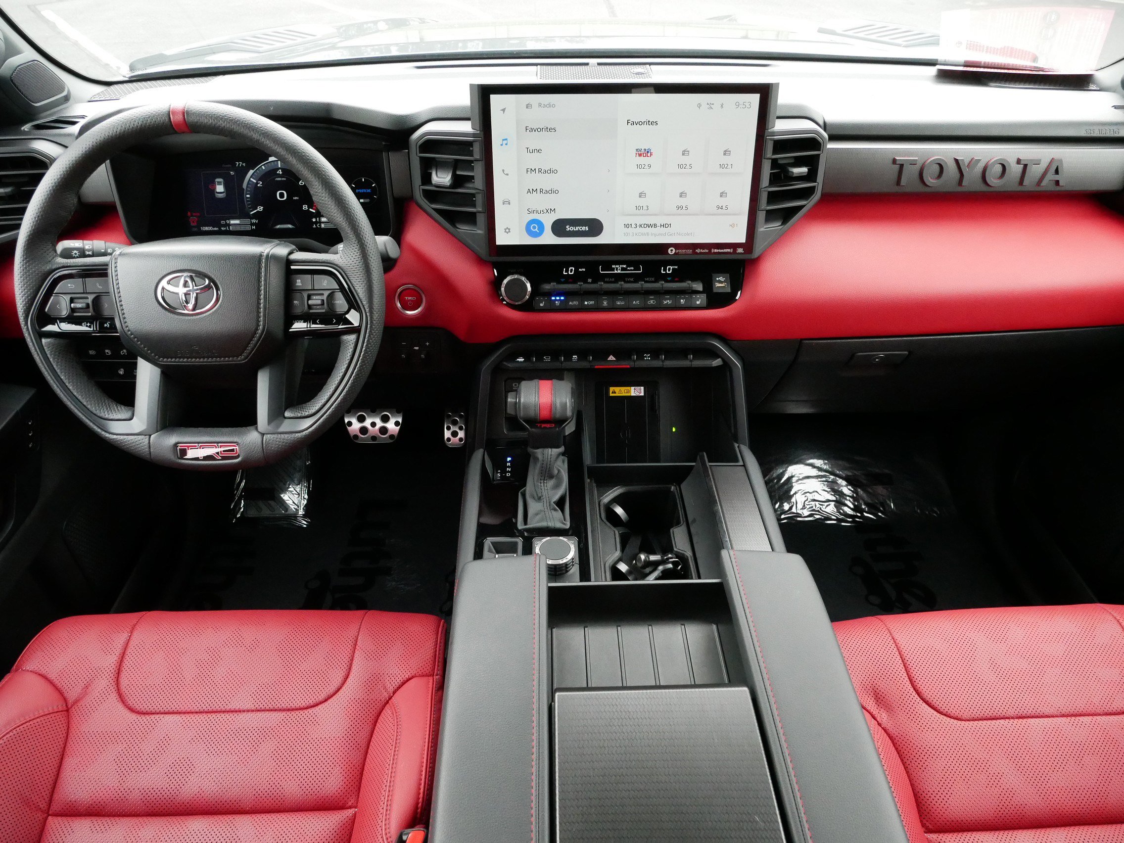 2024 Toyota Sequoia TRD Pro photo 10
