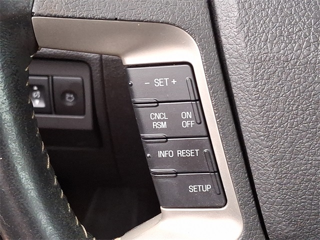 2012 Ford Fusion SEL photo 26