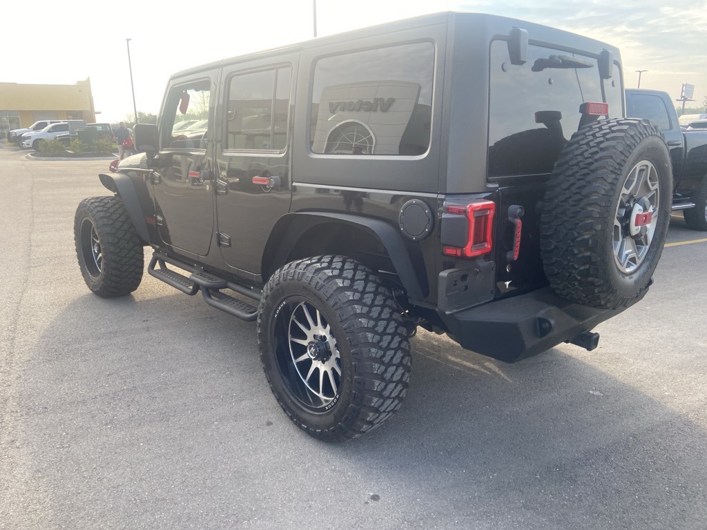 2017 Jeep Wrangler Unlimited Rubicon photo 5