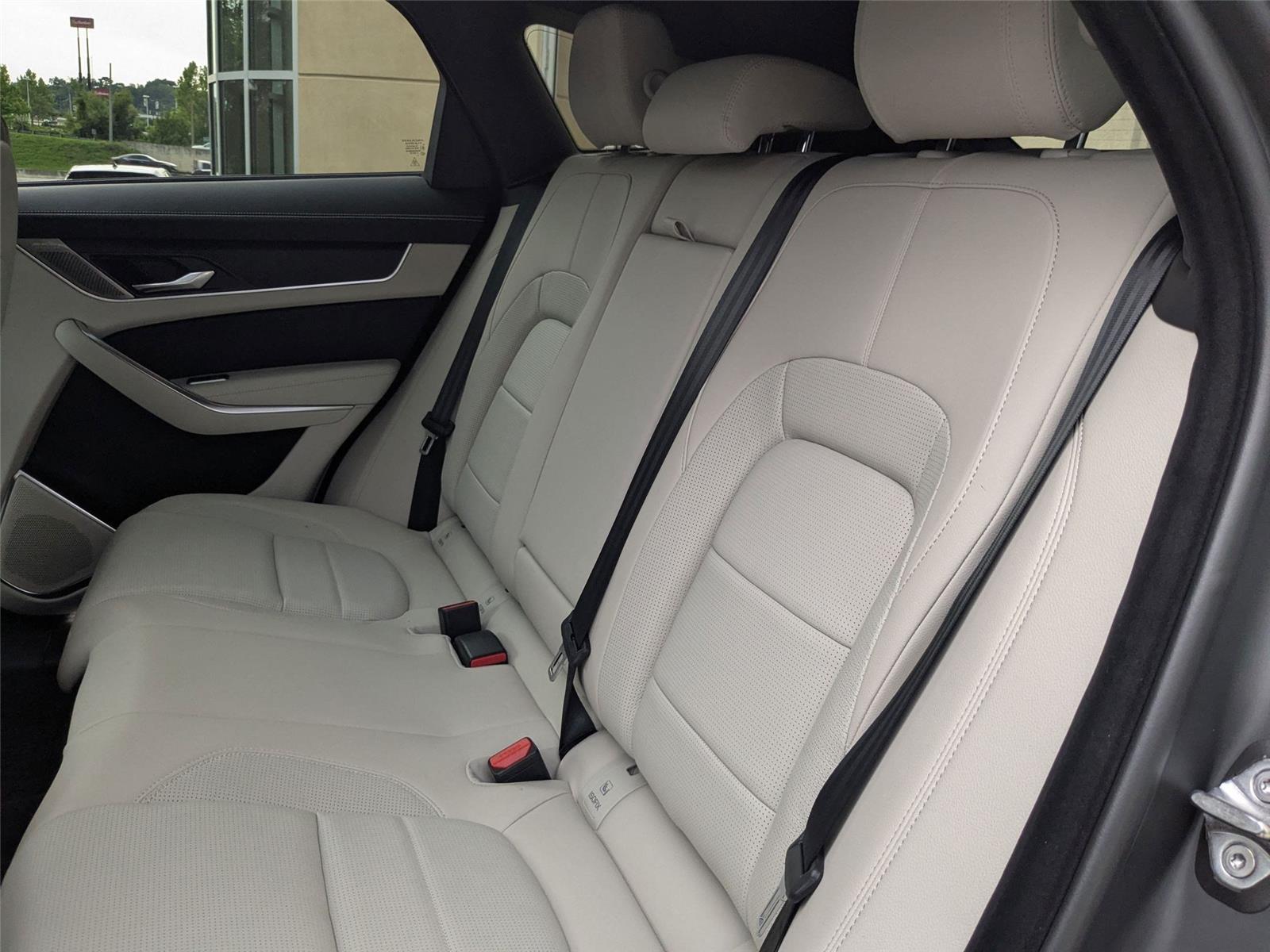2026 Jaguar F-PACE P250 R-Dynamic S photo 27