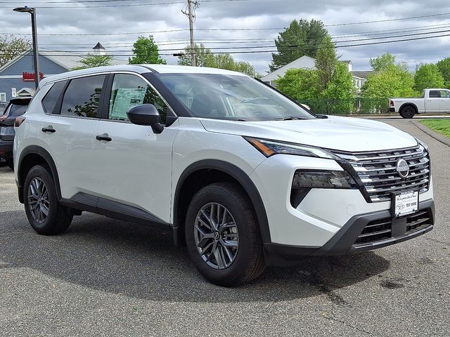 2025 Nissan Rogue S photo 2