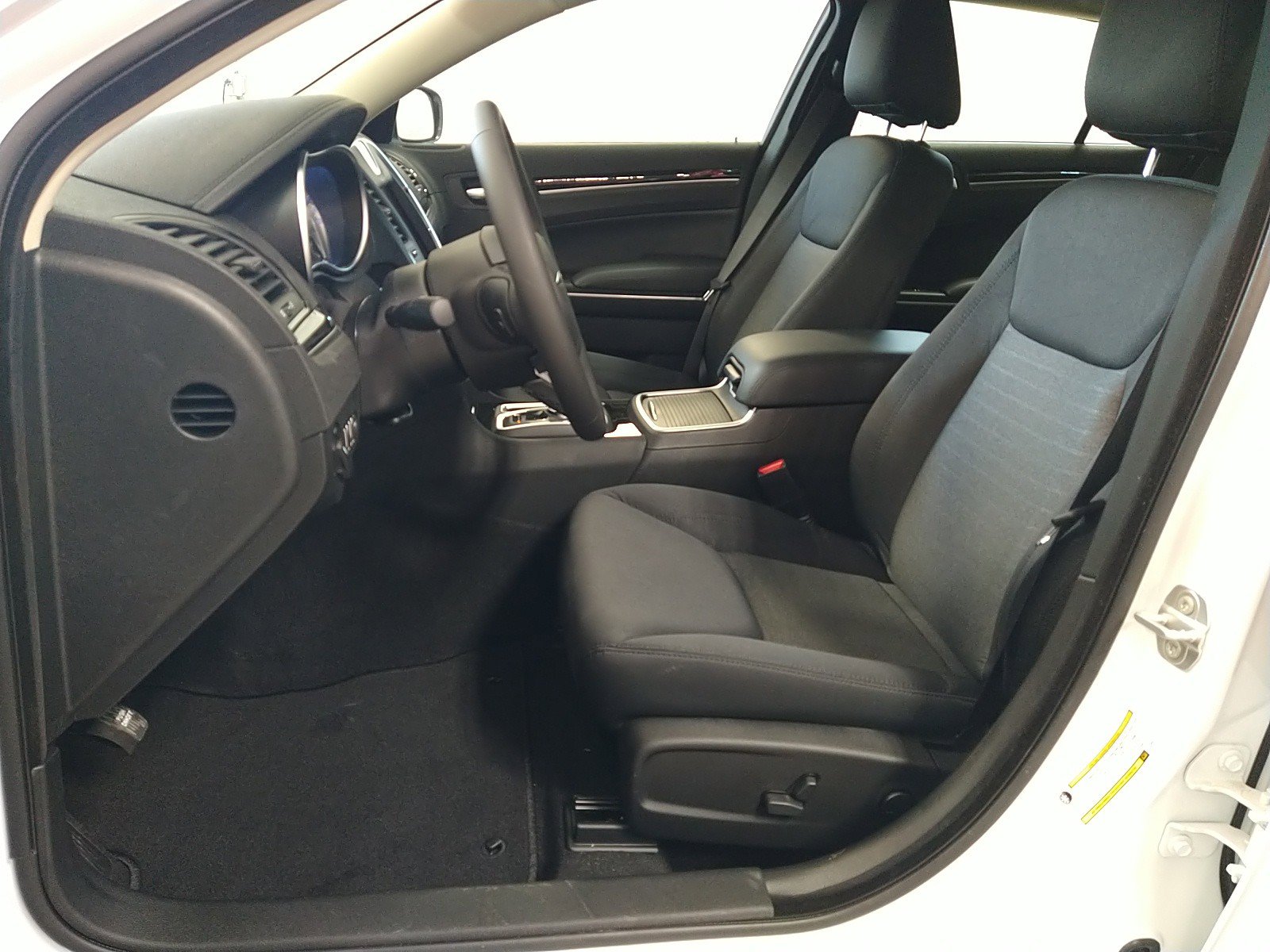 New 2023 Chrysler 300 Touring 4dr Car in Blairstown IA, Belle Plaine IA, Cedar Rapids