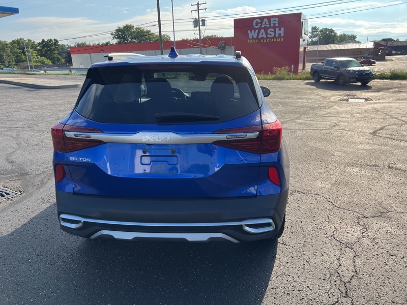 2023 Kia Seltos S photo 4