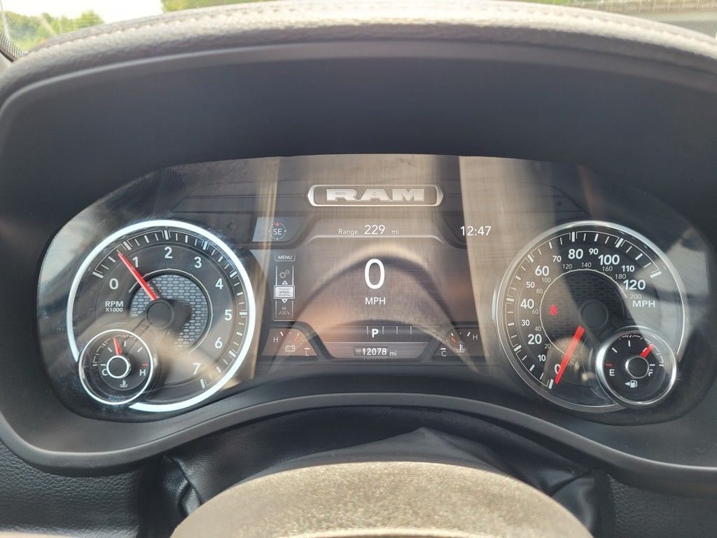 2025 Ram 1500 Laramie photo 19