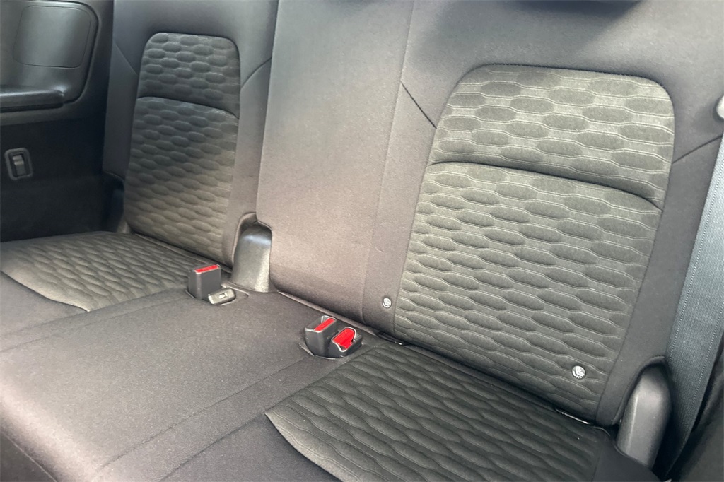 2024 Nissan Pathfinder SV photo 17