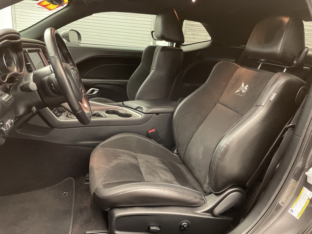 2020 Dodge Challenger R/T Scat Pack Widebody photo 12