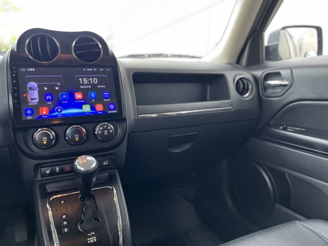2017 Jeep Patriot High Altitude photo 6