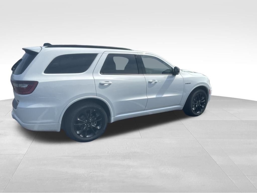 2025 Dodge Durango R/T Plus photo 11