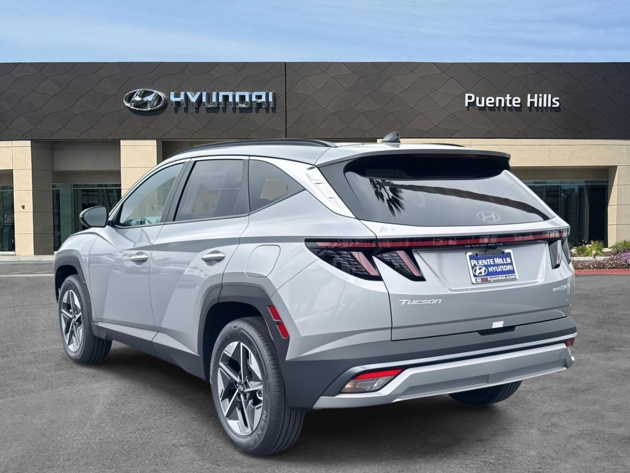 2025 Hyundai Tucson Hybrid SEL Convenience photo 4