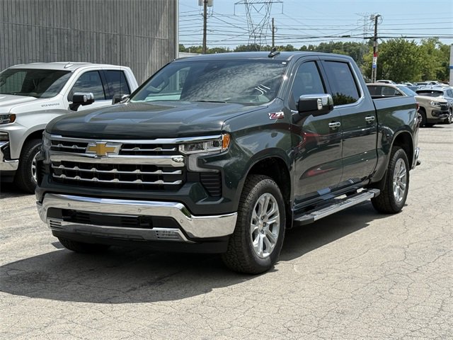 2026 Chevrolet Silverado 1500 LTZ photo 9