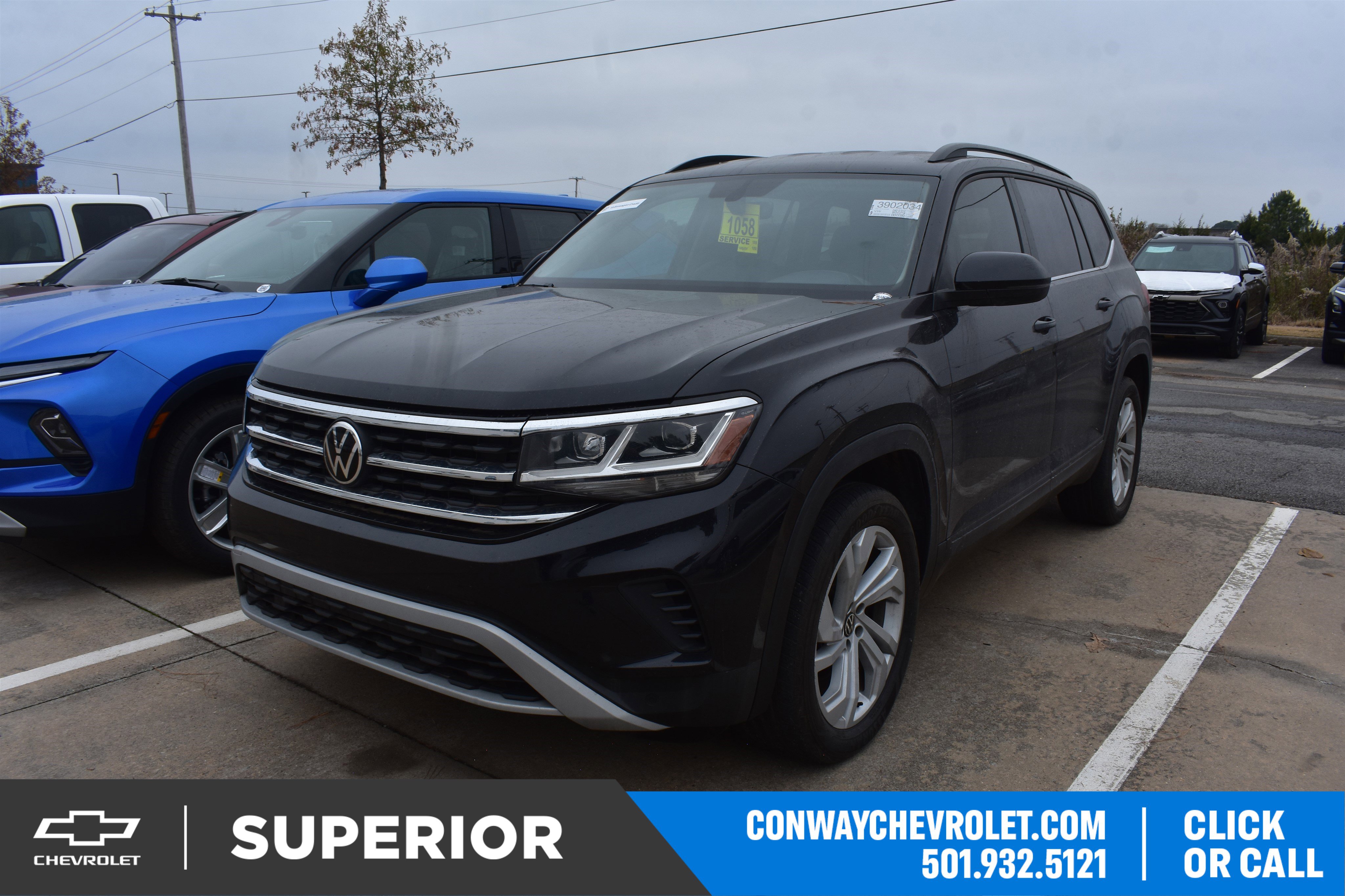 2023 Volkswagen Atlas SE w/Tech's photo