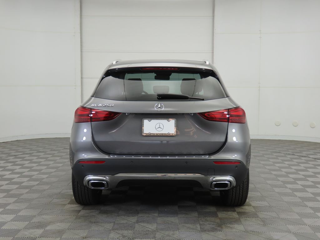 2026 Mercedes Benz GLA 250 photo 5