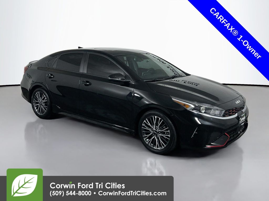 2024 Kia Forte GT-Line's photo