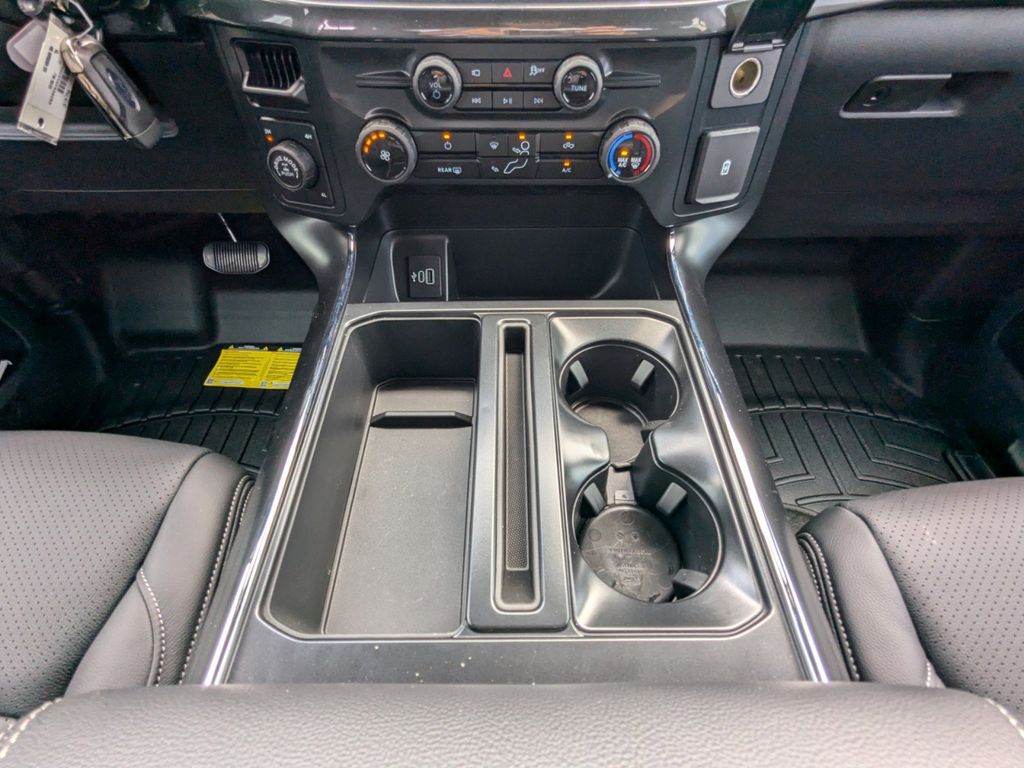 2025 Ford F-150 STX photo 18