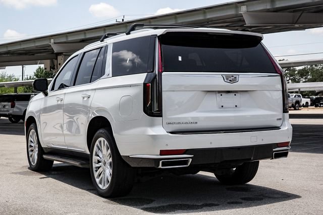 2022 Cadillac Escalade Luxury photo 5