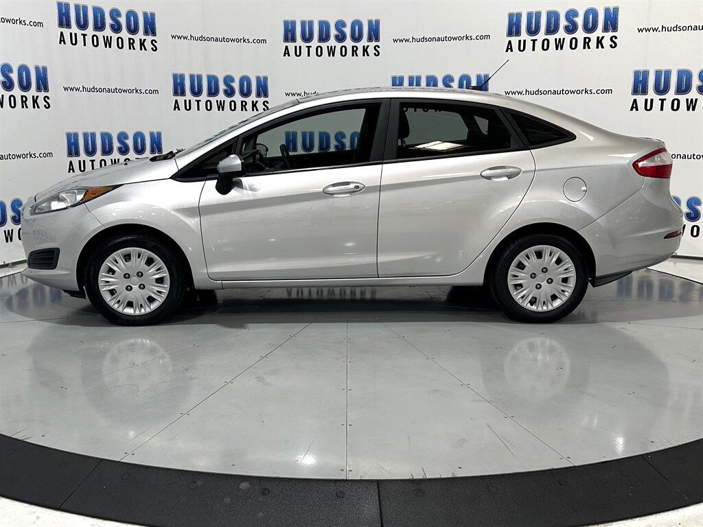 2018 Ford Fiesta S photo 3