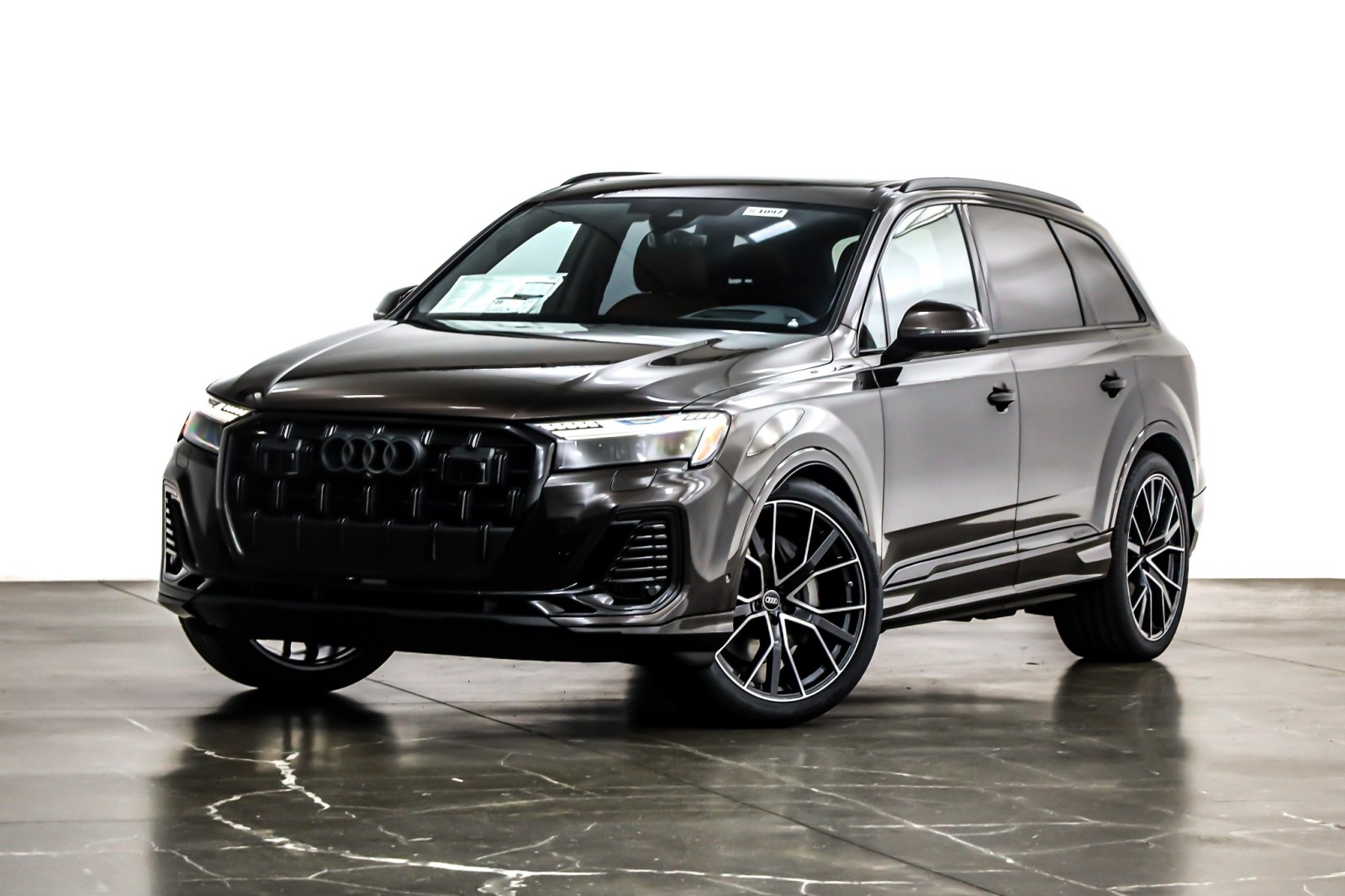 2025 Audi Q7 Prestige's photo