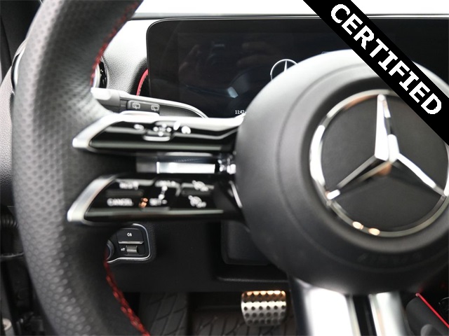 2024 Mercedes Benz GLB 250 photo 26