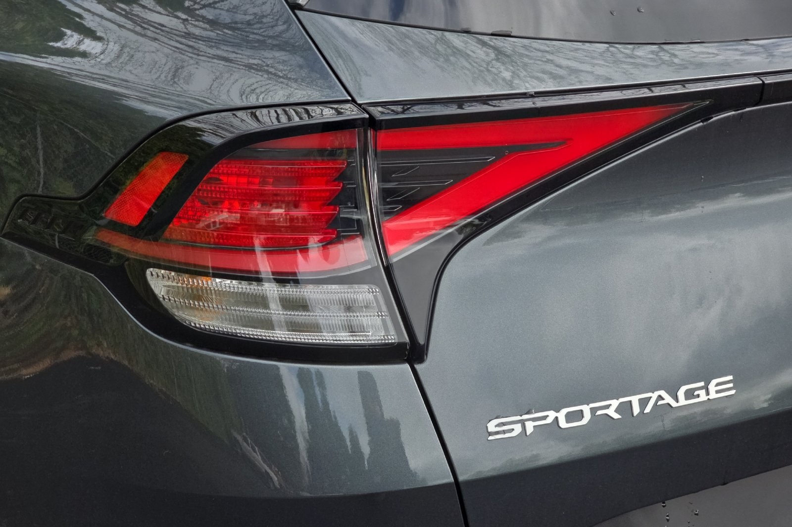 2025 Kia Sportage Hybrid LX photo 19