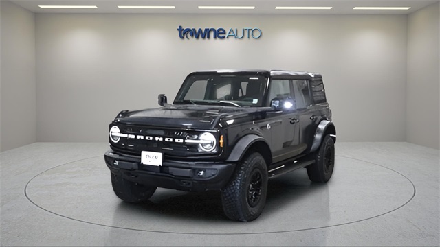 2023 Ford Bronco Outer Banks's photo