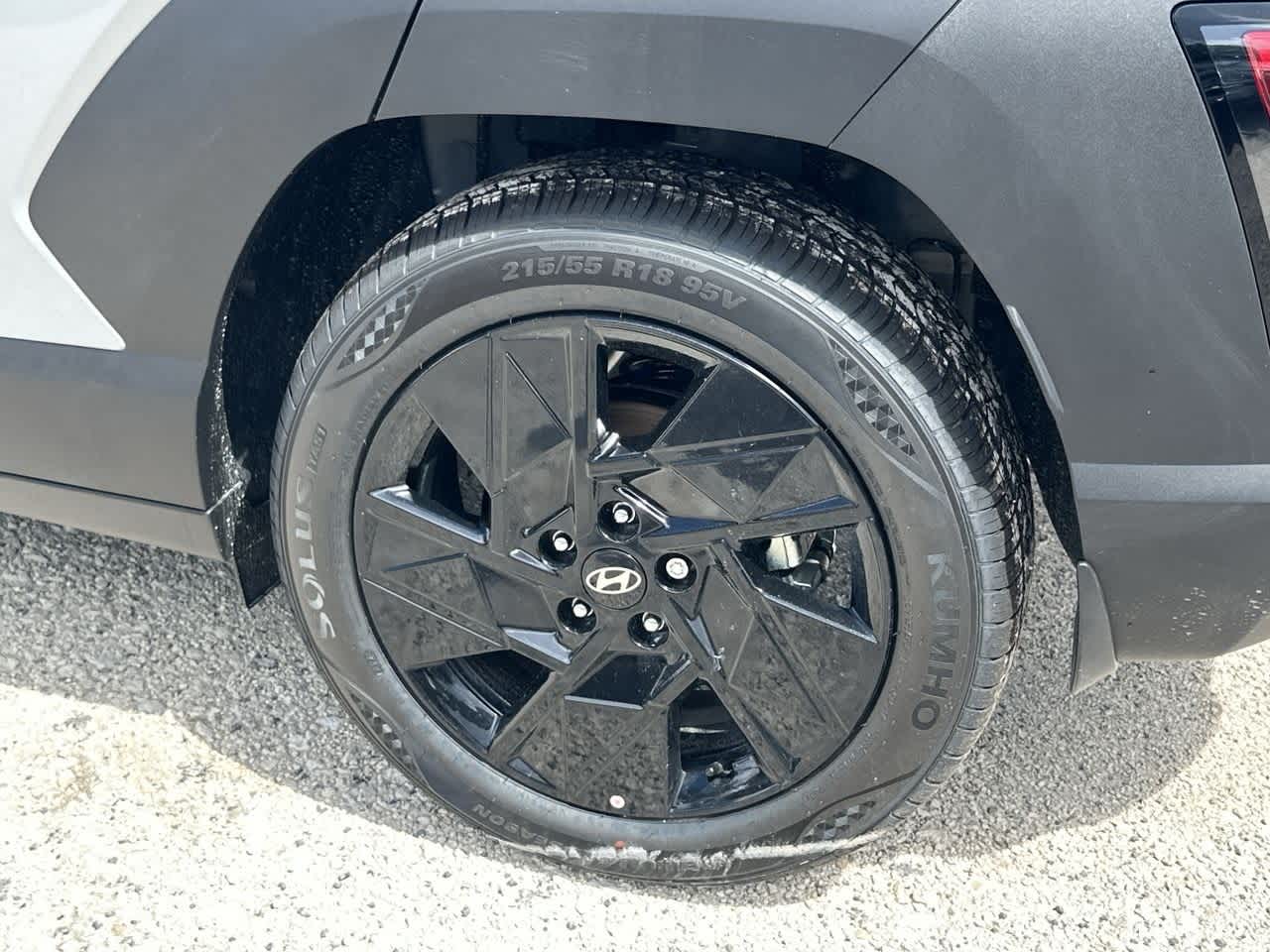 2026 Hyundai Kona SEL photo 8