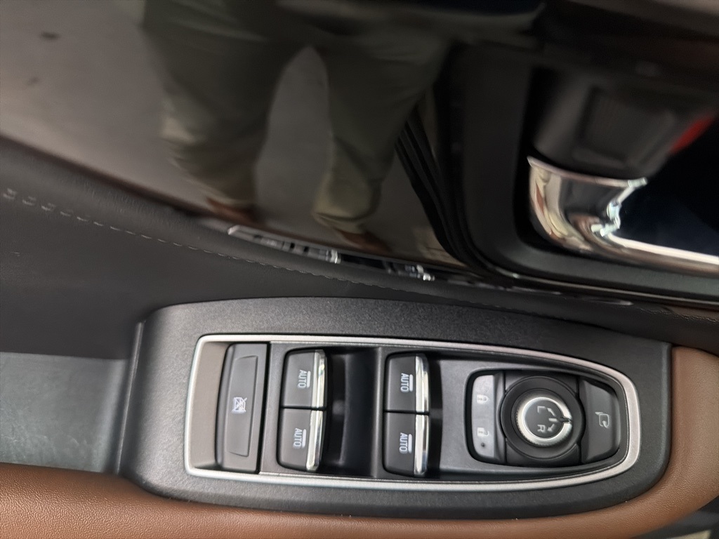 2021 Subaru Outback Touring photo 13
