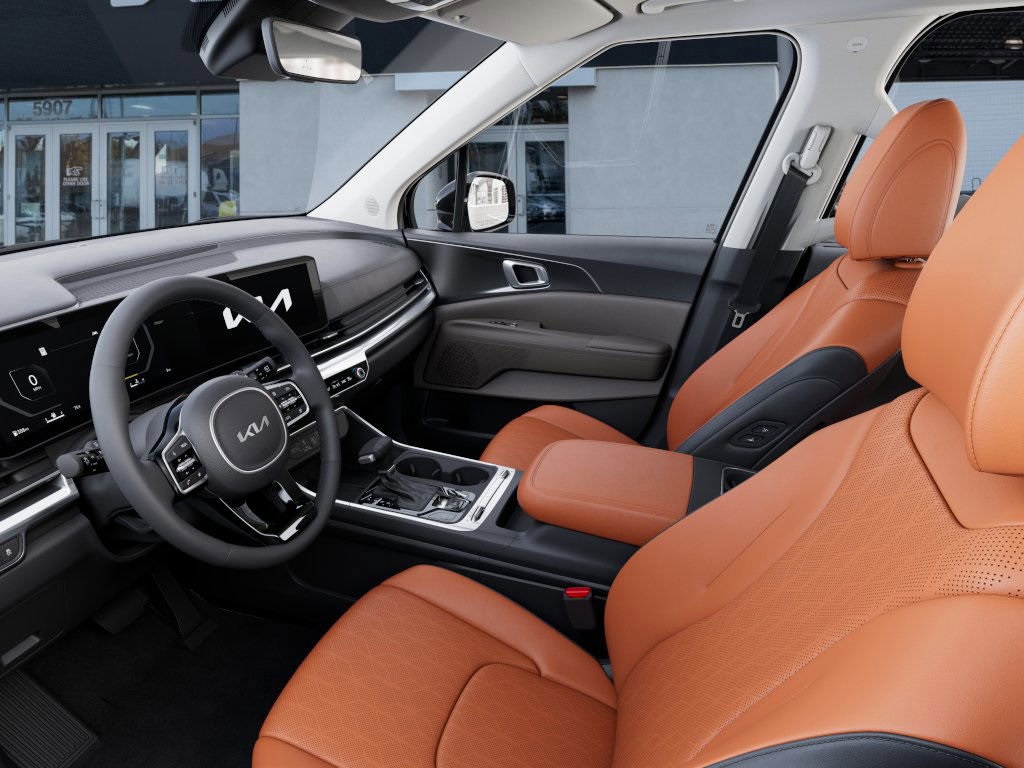 2025 Kia Carnival SX photo 14