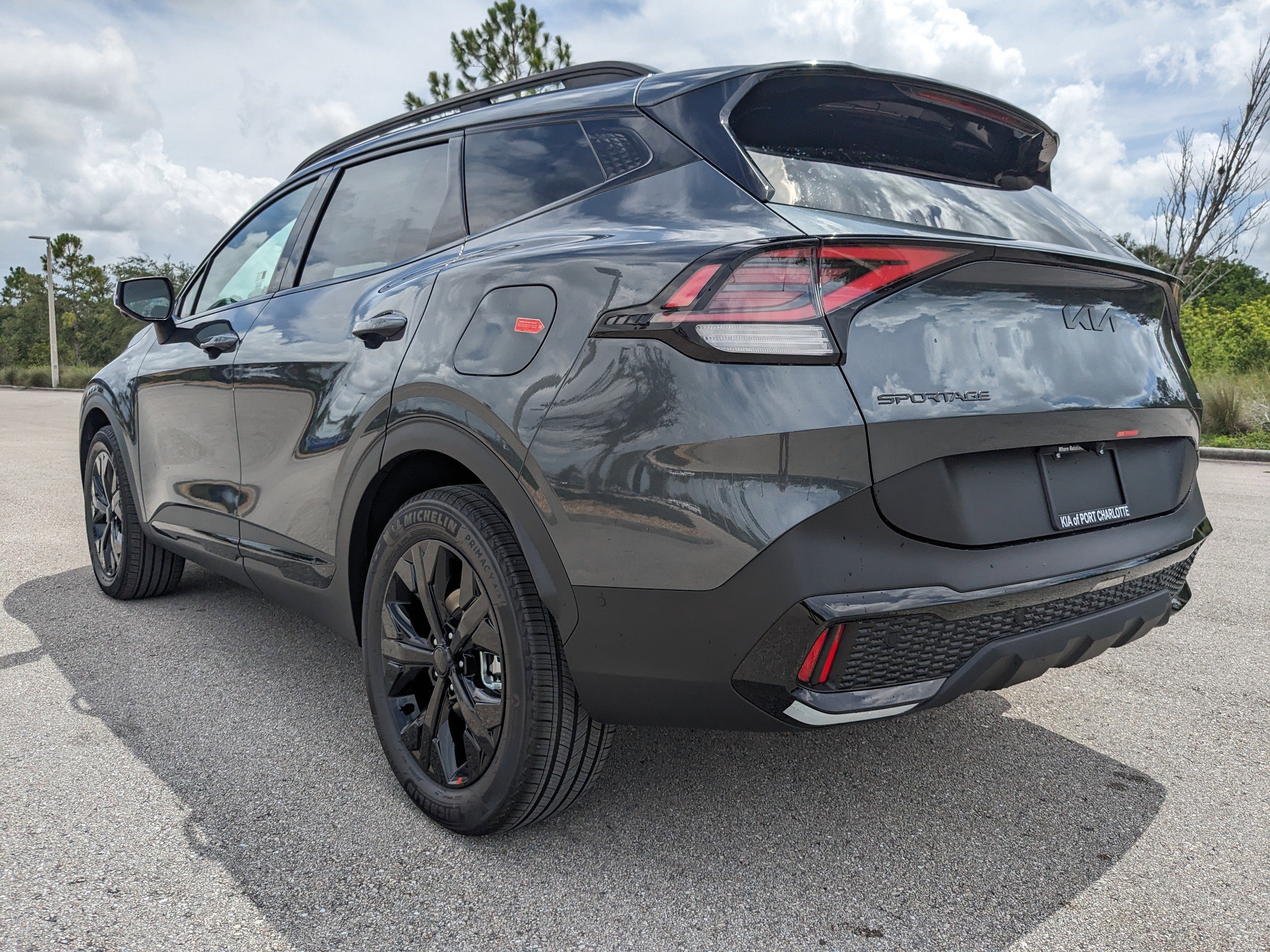 2025 Kia Sportage Plug-In Hybrid X-Line Prestige photo 3