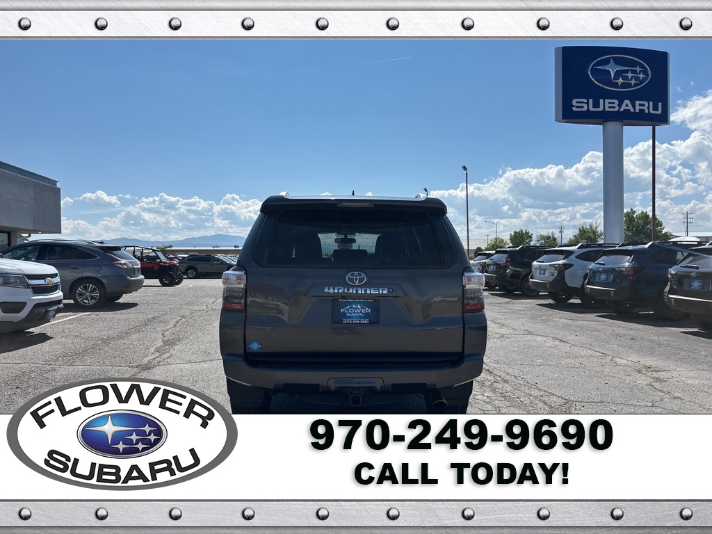 2016 Toyota 4Runner SR5 Premium photo 5