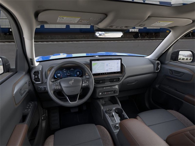2025 Ford Bronco Sport Outer Banks photo 2