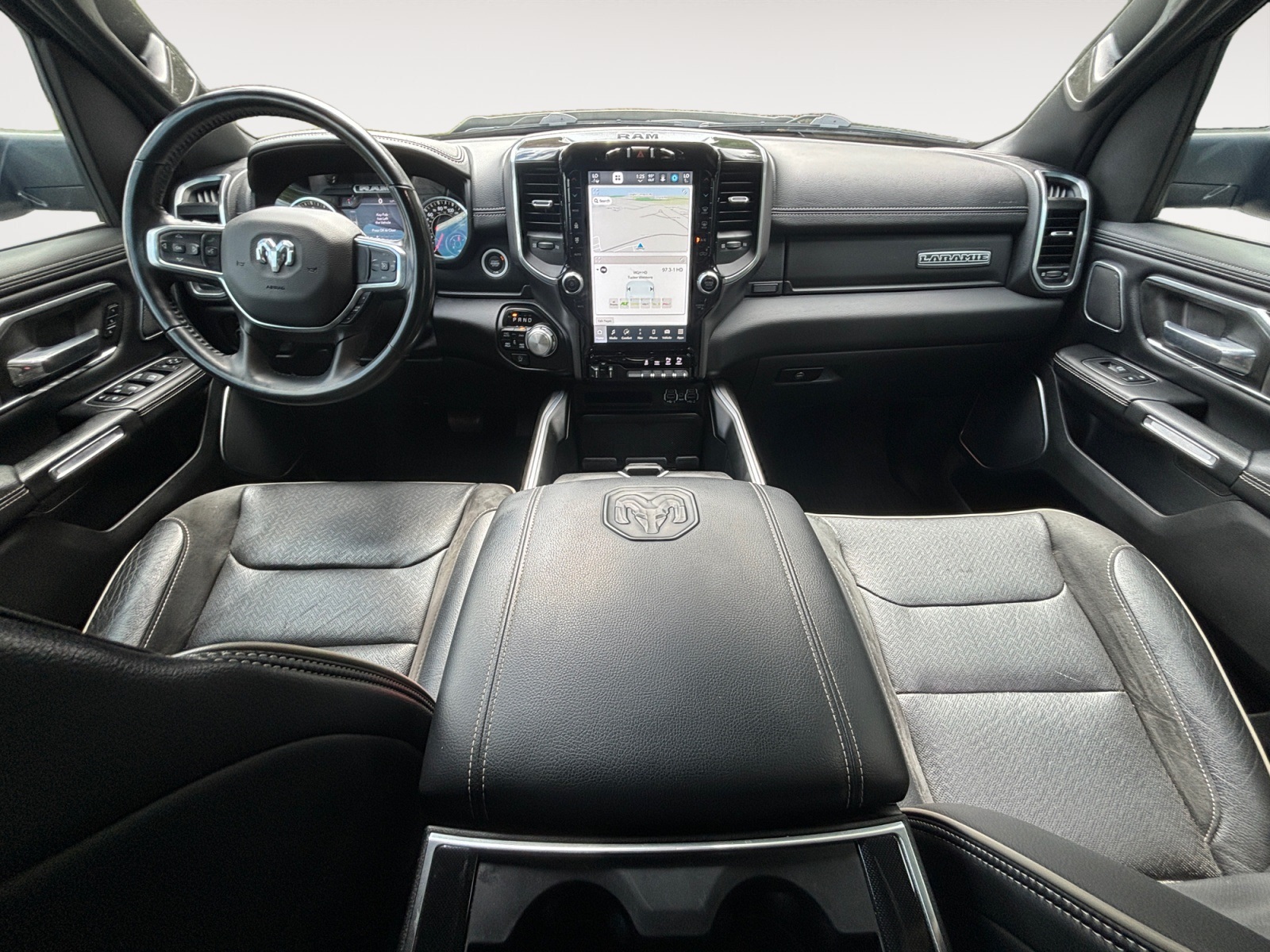 2022 Ram 1500 Laramie photo 6