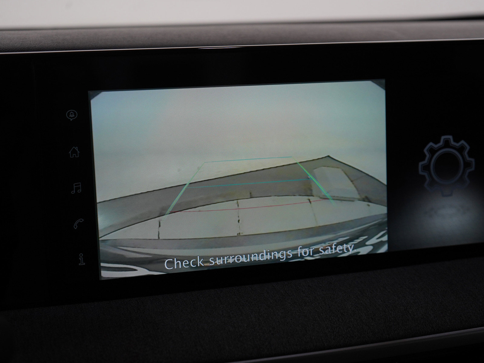 2025 Nissan Kicks SV photo 20