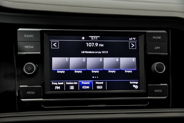 2024 Volkswagen Jetta 1.5T Sport photo 9