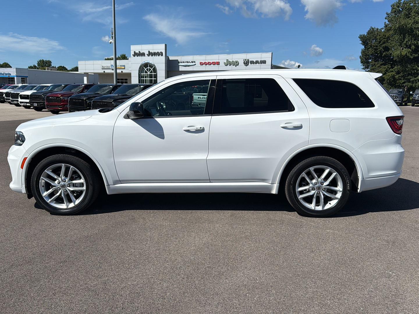 2023 Dodge Durango GT photo 3